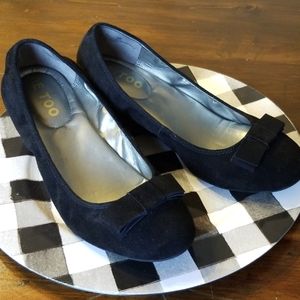 Me too black suede wedges